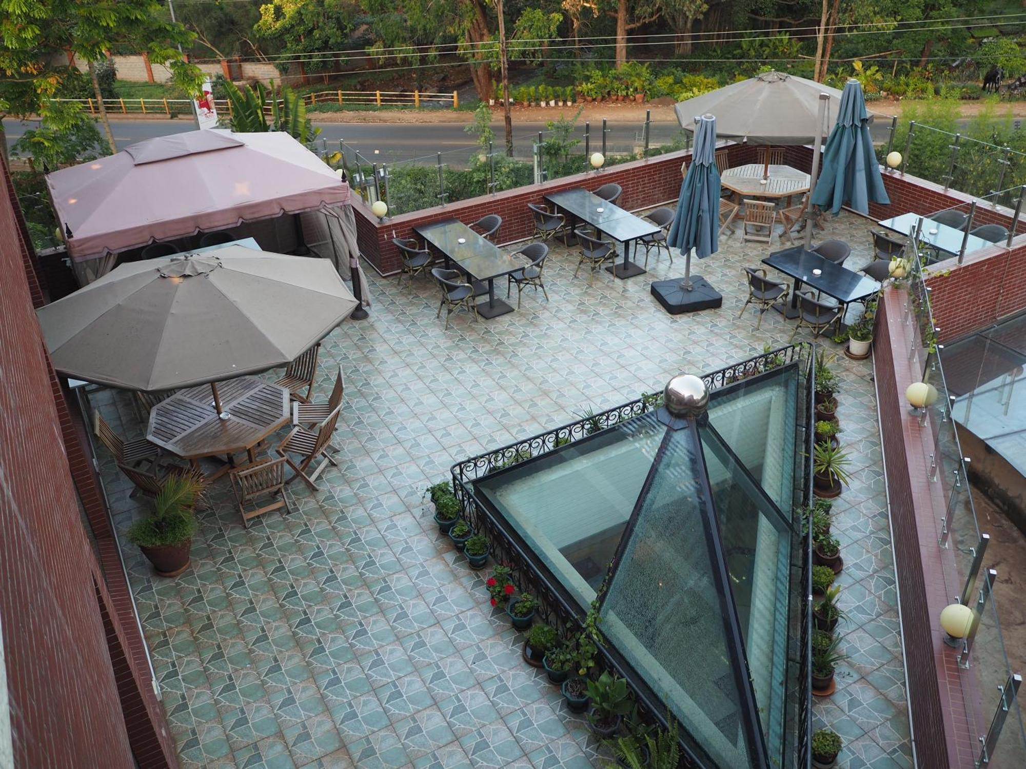 Soluxe Club International Hotel Nairobi Eksteriør bilde
